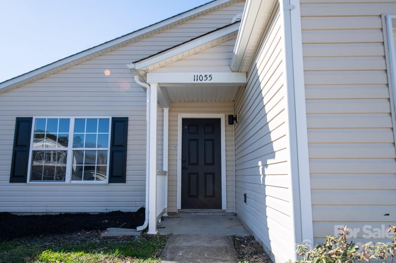 11055 Thousand Oaks Dr, Huntersville, NC 28078