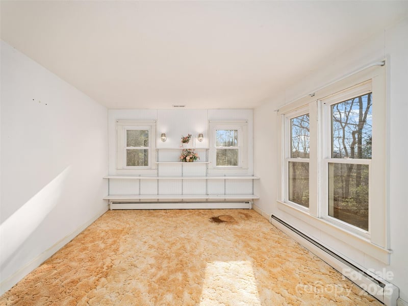 35 Smith Ridge Dr, Asheville, NC 28803