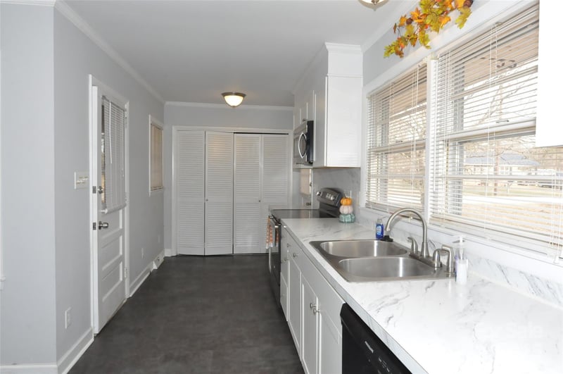 378 Center St #1, Chester, SC 29706