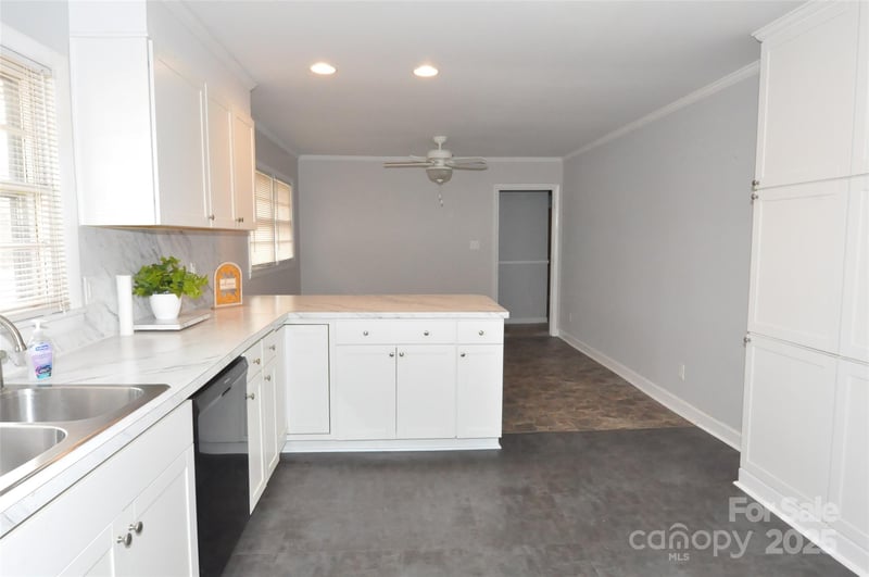 378 Center St #1, Chester, SC 29706