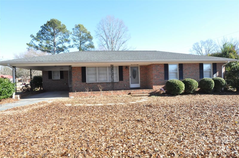 378 Center St #1, Chester, SC 29706