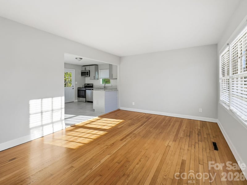 1420 Rollingwood Dr, Charlotte, NC 28217