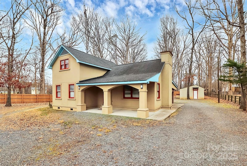 2805 Leisure Dr, Waxhaw, NC 28173