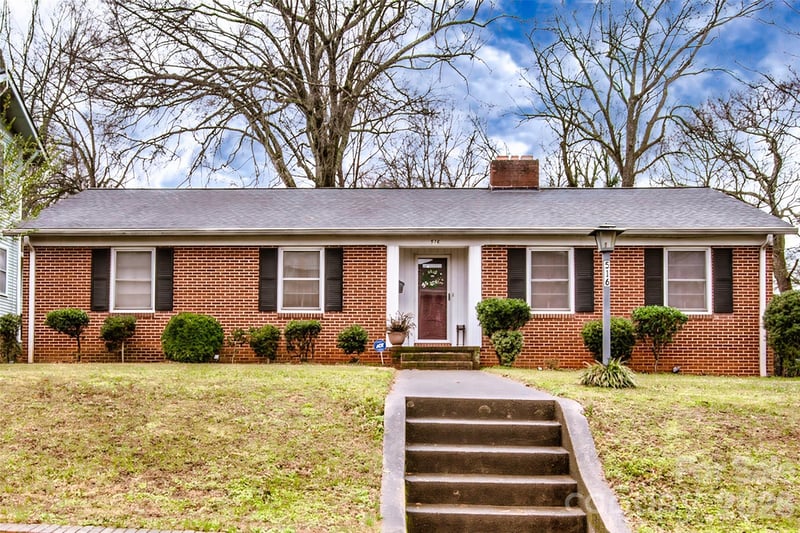 516 Mulberry St, Statesville, NC 28677