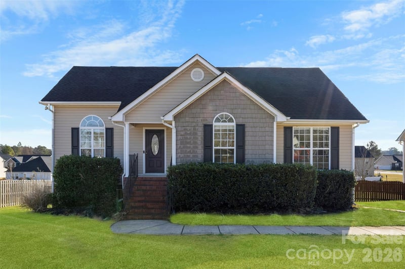 417 Oakleigh Ln, Oakboro, NC 28129