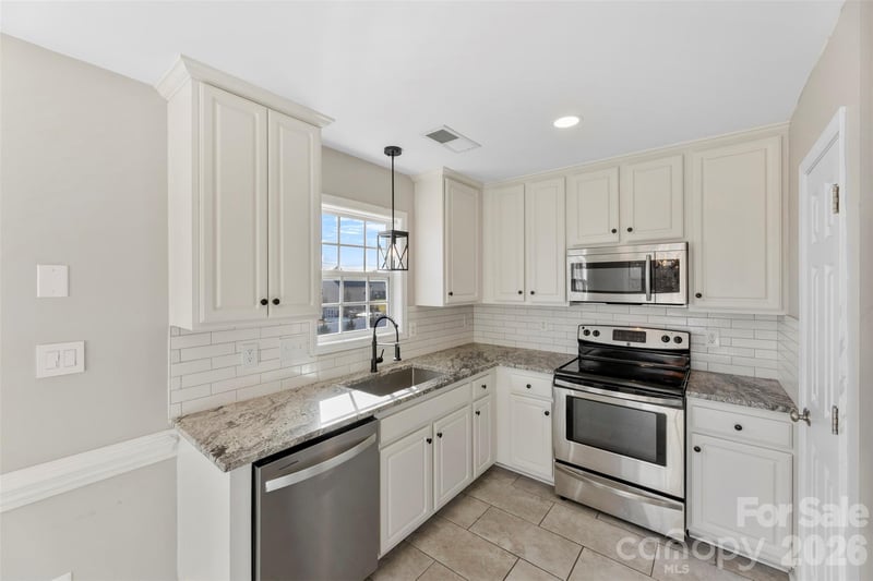 417 Oakleigh Ln, Oakboro, NC 28129