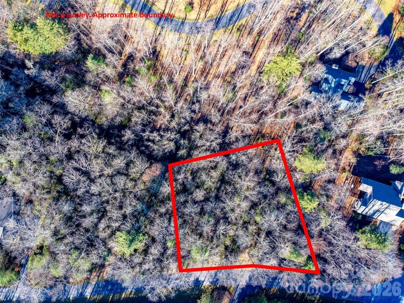 000 Chattooga Rn #306, Hendersonville, NC 28739
