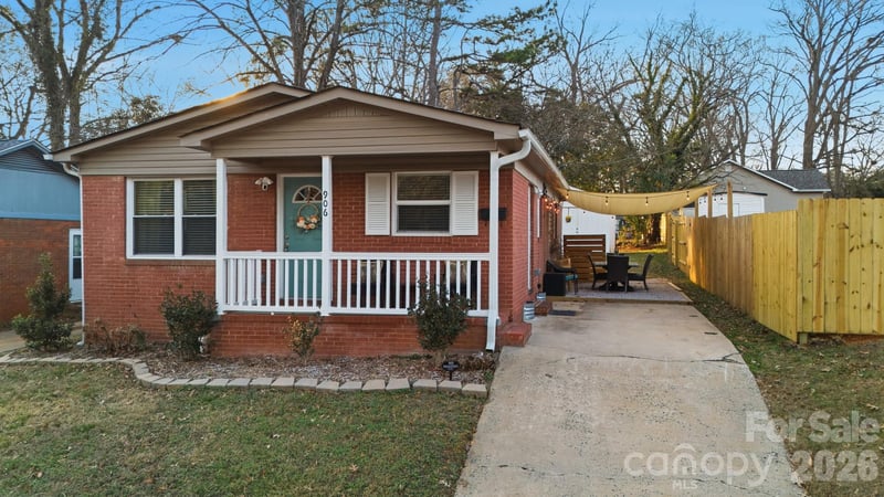 906 Eastwood Dr, Rock Hill, SC 29730