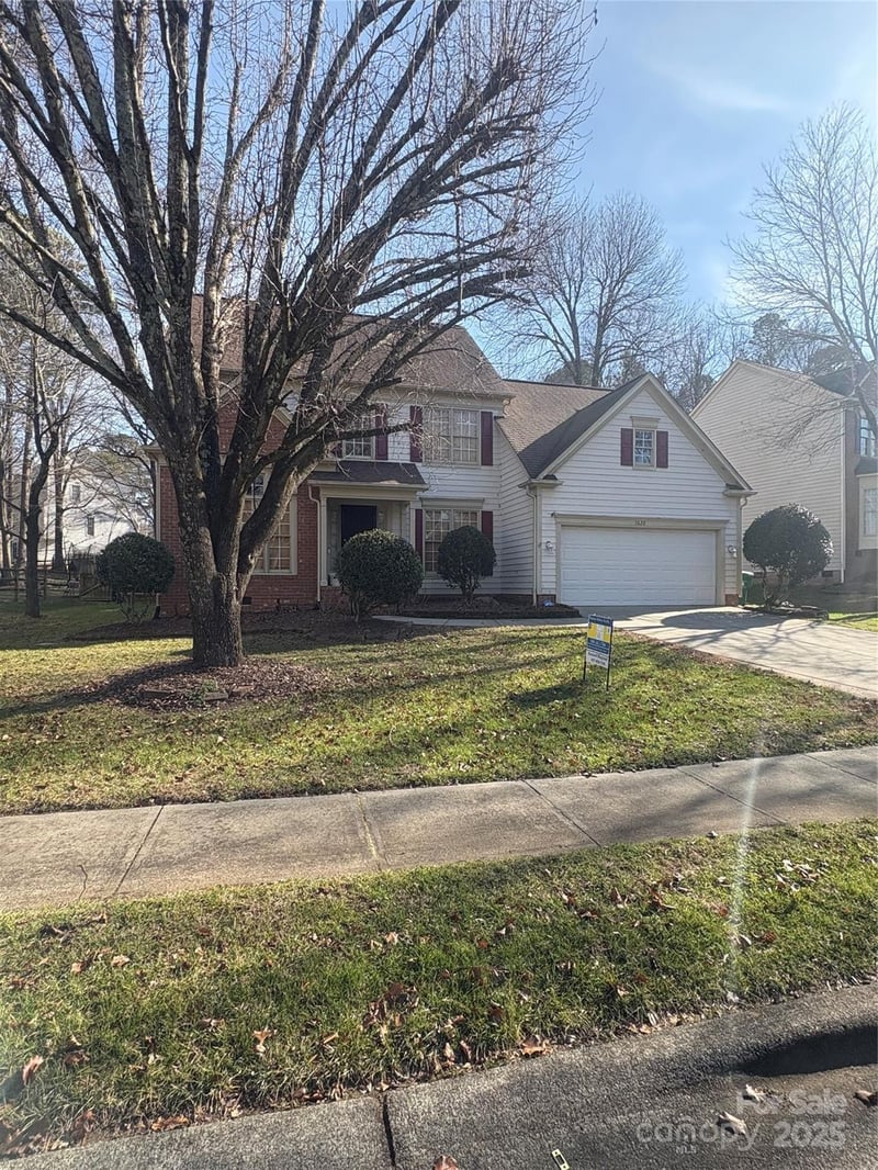 5828 Swanston Dr, Charlotte, NC 28269