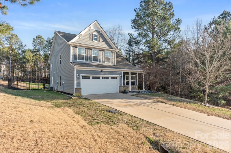 9409 Tradewinds Ct, Lancaster, SC 29720