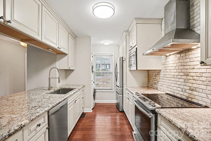 374 Tall Oaks Trl, Fort Mill, SC 29715