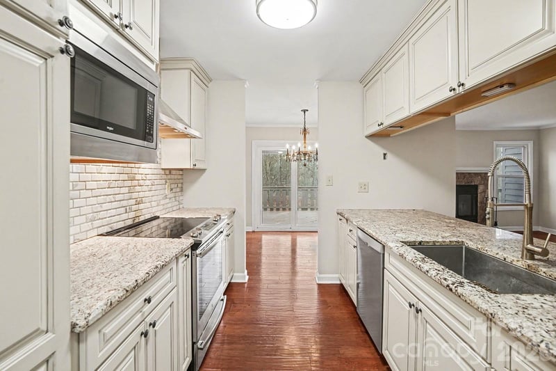 374 Tall Oaks Trl, Fort Mill, SC 29715