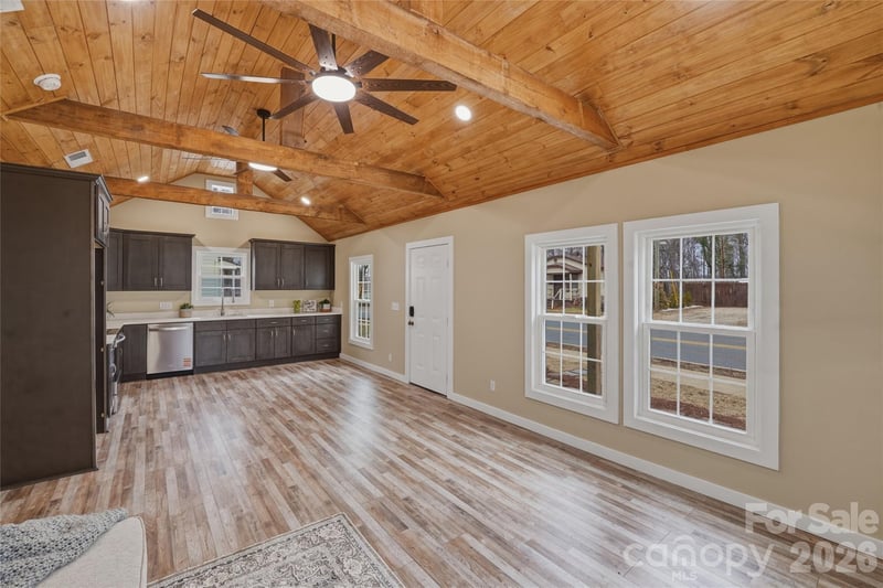 522 Mclelland Ave, Mooresville, NC 28115
