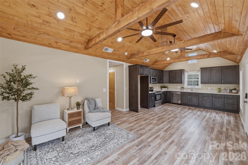 522 Mclelland Ave, Mooresville, NC 28115