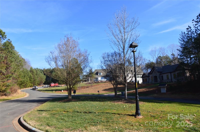 5040 Hermitage Ct #210, Belmont, NC 28012