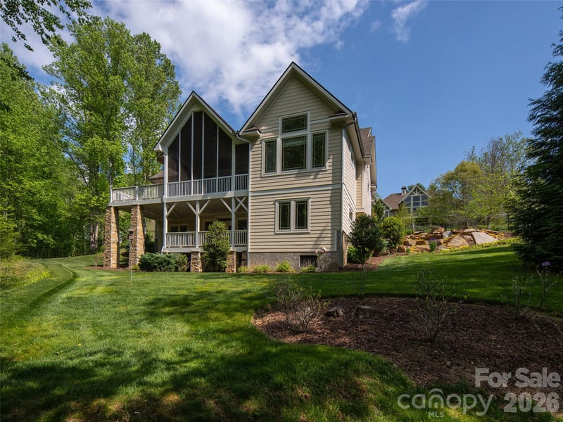 123 Orvis Stone Cir, Biltmore Lake, NC 28715