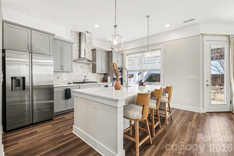 5010 Whitman Ave, Matthews, NC 28105