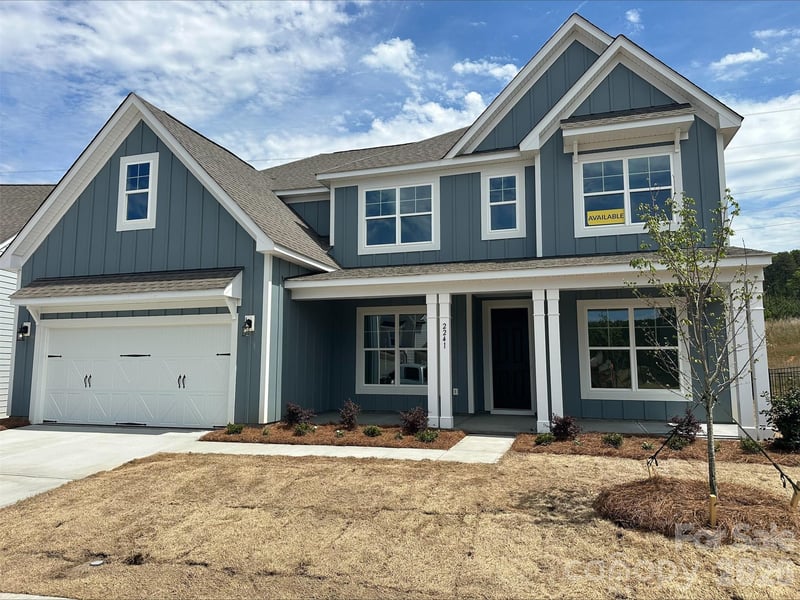 2241 Tabor Rd, Sherrills Ford, NC 28673