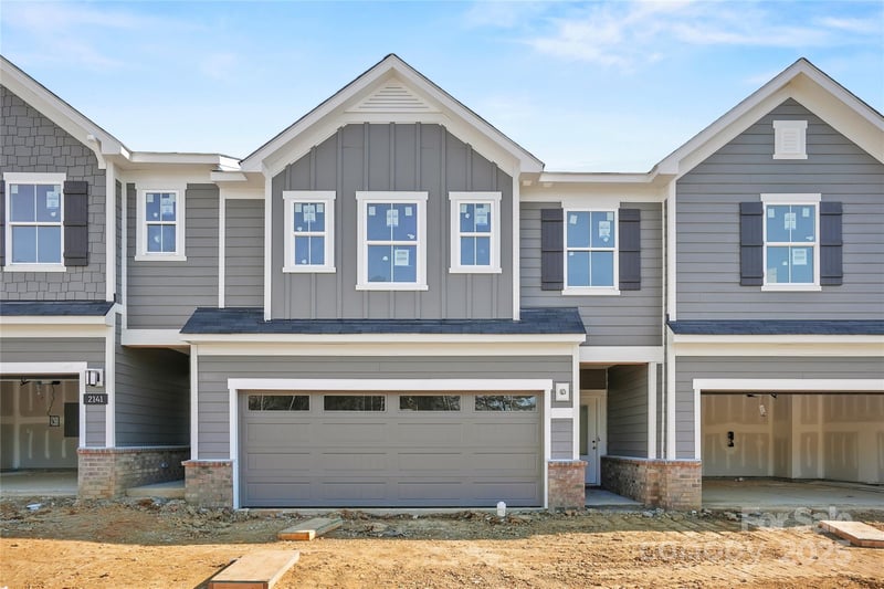 2145 Bayou Trace Dr, Charlotte, NC 28262