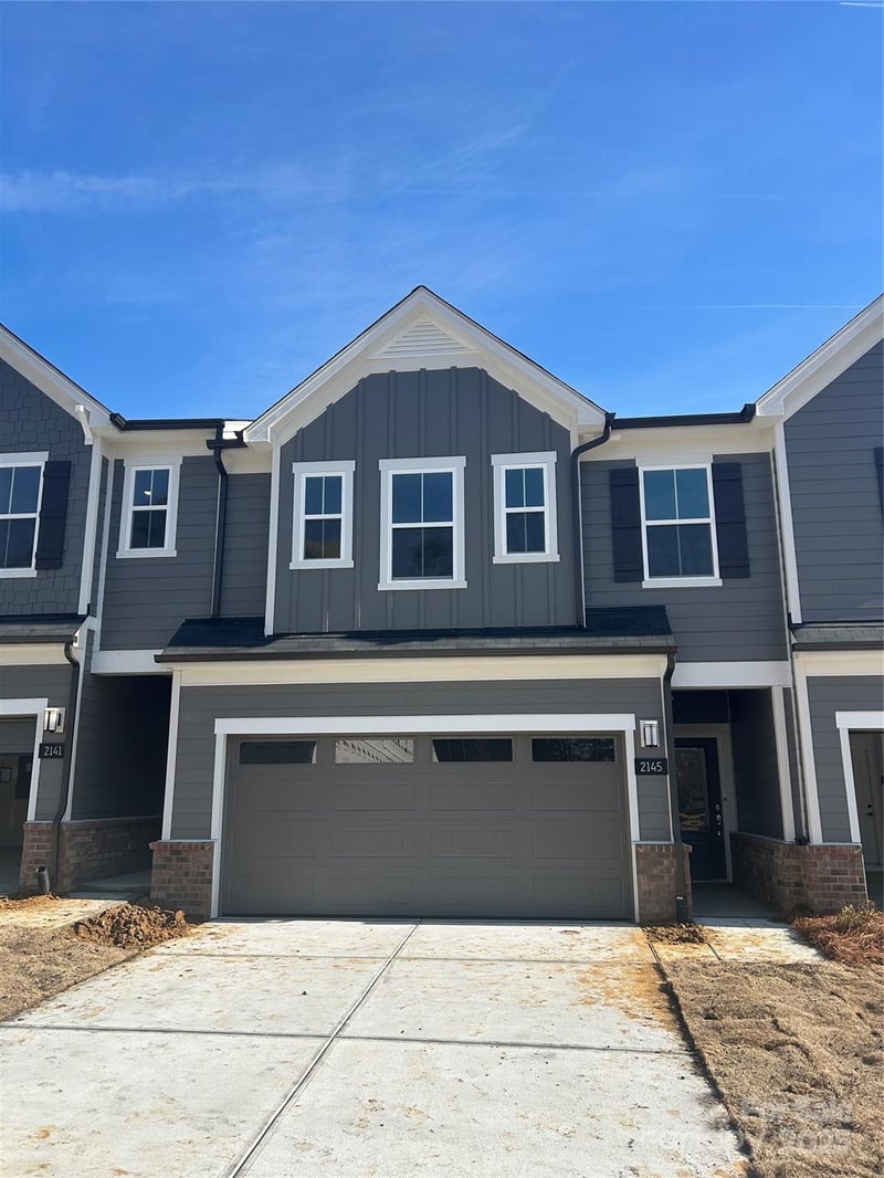 2145 Bayou Trace Dr, Charlotte, NC 28262