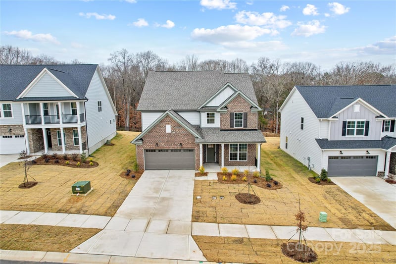 2020 Waxhaw Crossing Dr, Waxhaw, NC 28173