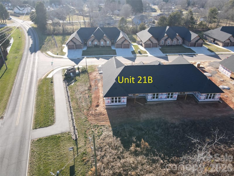 3367 48th Ave #21B, Hickory, NC 28601