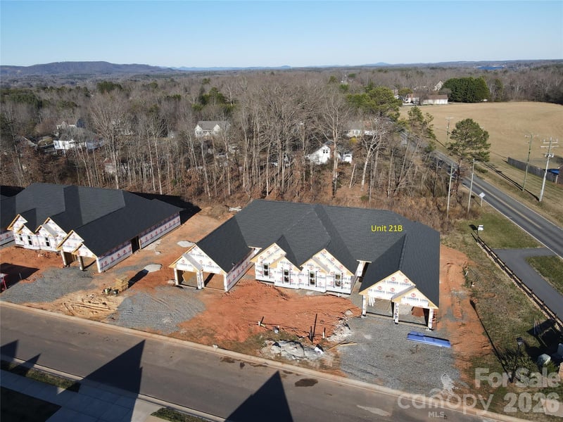 3367 48th Ave #21B, Hickory, NC 28601