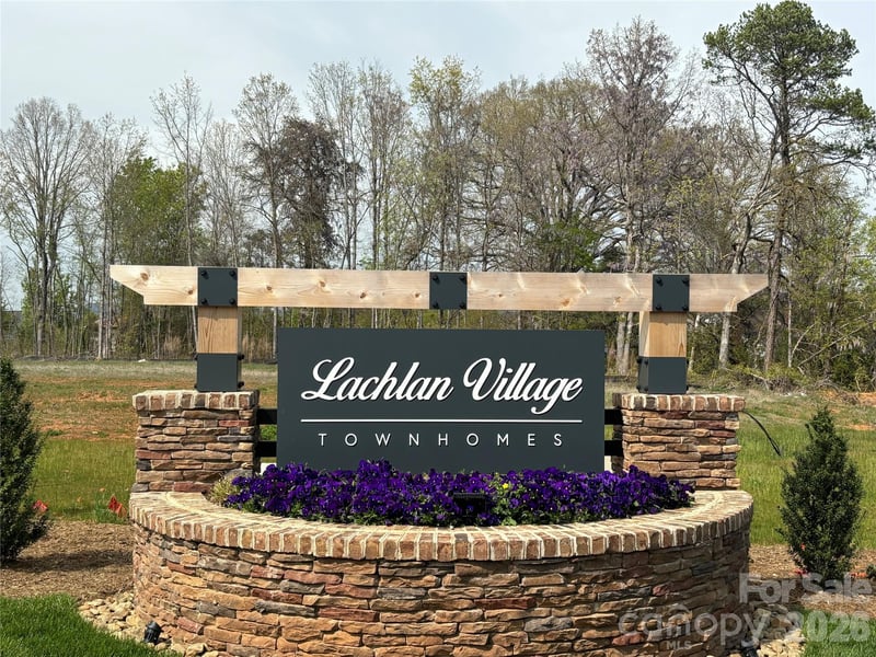 3367 48th Ave #21B, Hickory, NC 28601