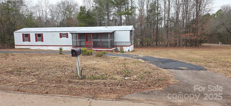 2111 Boxcar Rd, Lancaster, SC 29720