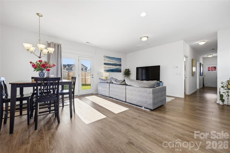 600 Cardwell Ln, Fletcher, NC 28732