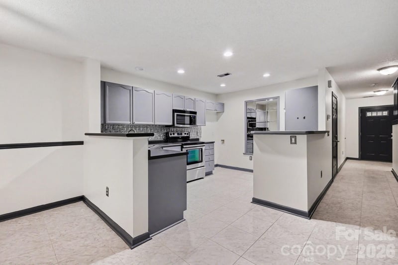 9733 Elizabeth Townes Ln, Charlotte, NC 28277