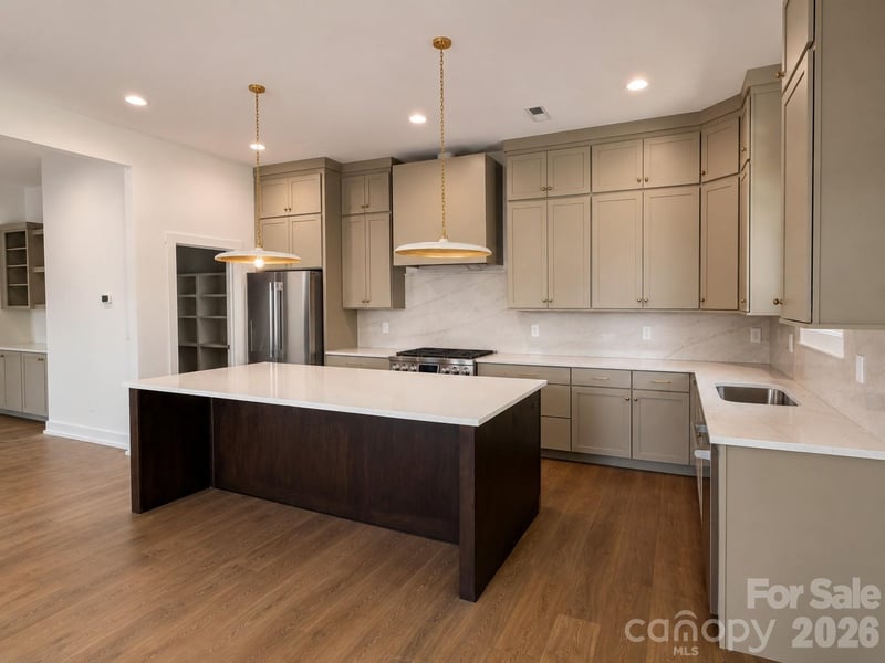 2625 Springway Dr, Charlotte, NC 28205