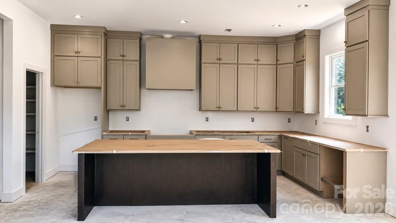 2625 Springway Dr, Charlotte, NC 28205