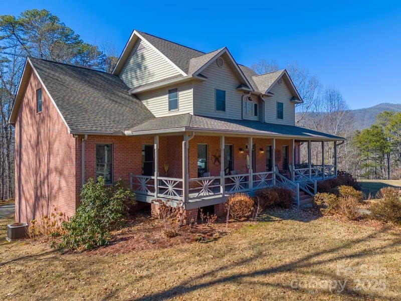 832 Asheville Hw, Sylva, NC 28779