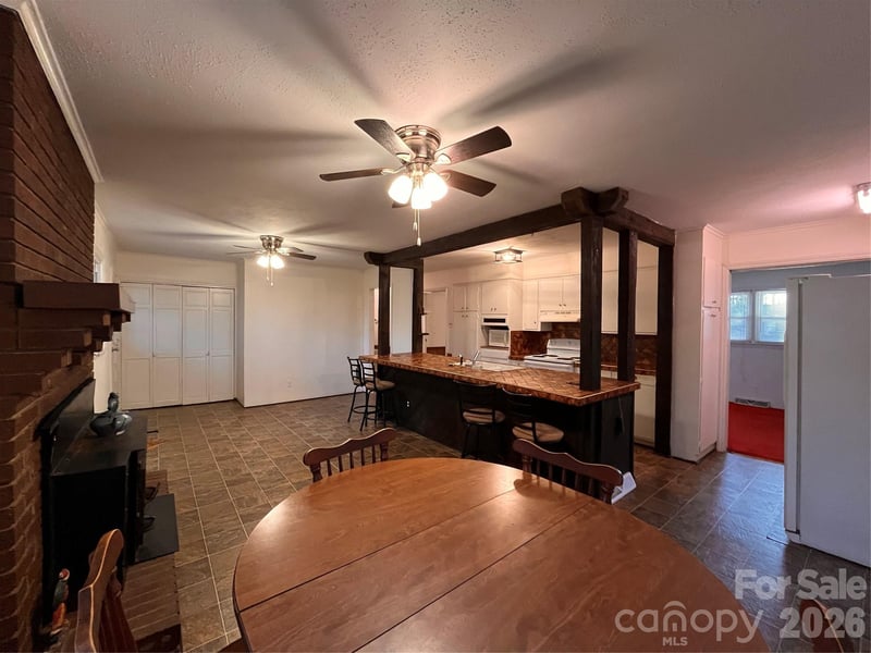 101 Sherry Dr, Stanley, NC 28164