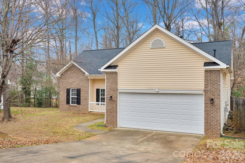 311 Margaret Kelly Ct, Charlotte, NC 28216