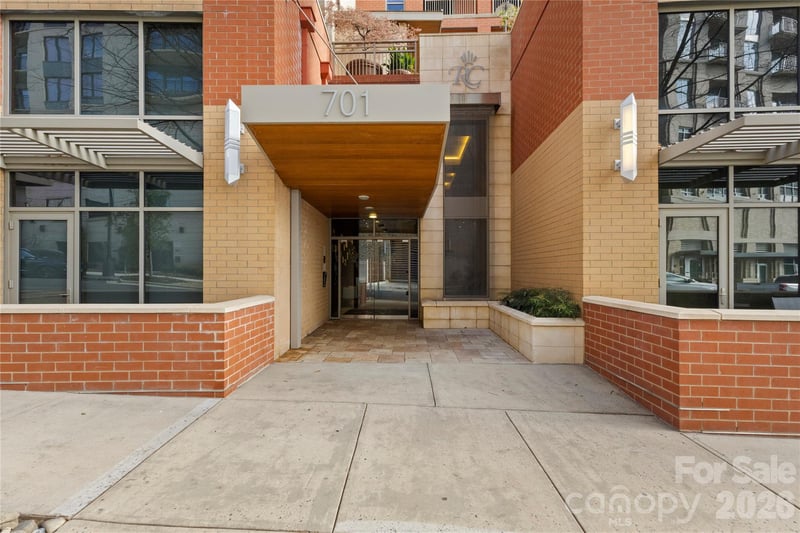 701 Royal Ct #603, Charlotte, NC 28202