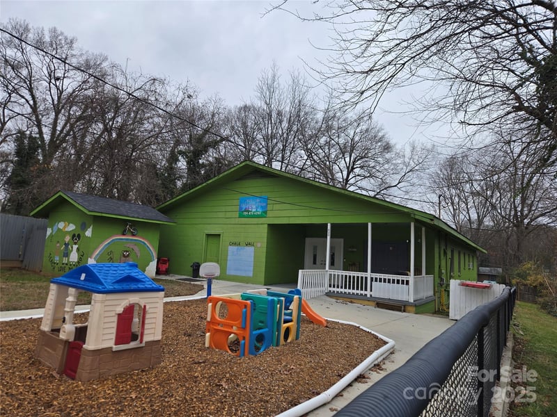 620 Hackett St, Statesville, NC 28677