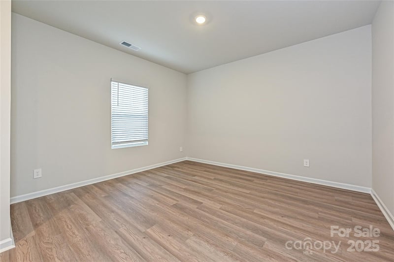 2101 Sunflower Cir, Newton, NC 28658