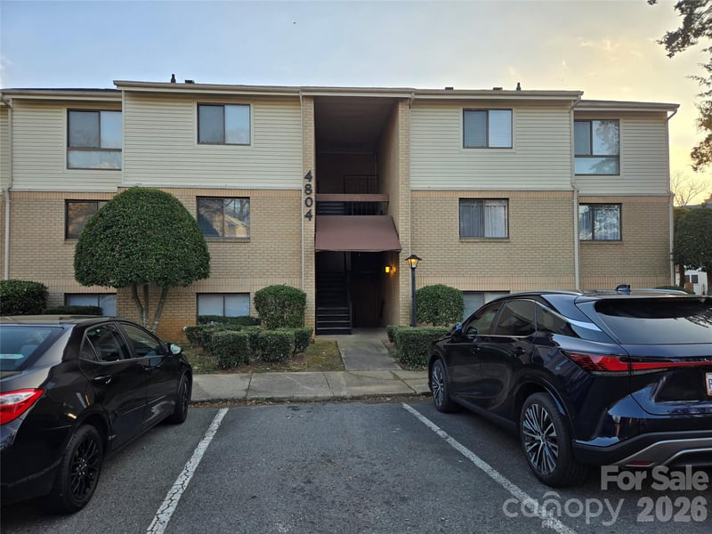 4804 Spring Lake Dr #C, Charlotte, NC 28212