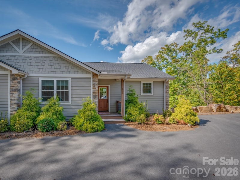 146 Red Hawk Knoll, Lake Lure, NC 28746