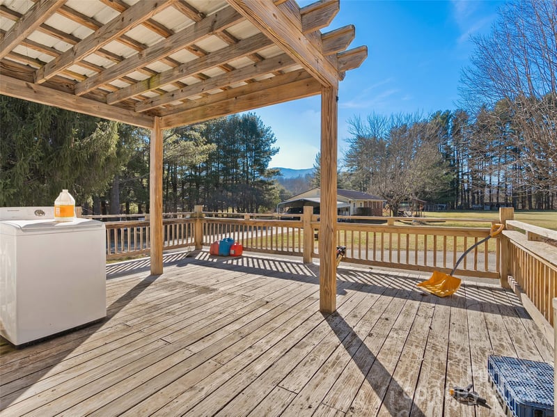 36 Lambert Ln, Canton, NC 28716