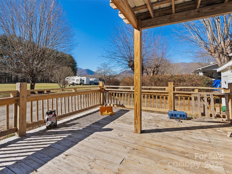36 Lambert Ln, Canton, NC 28716