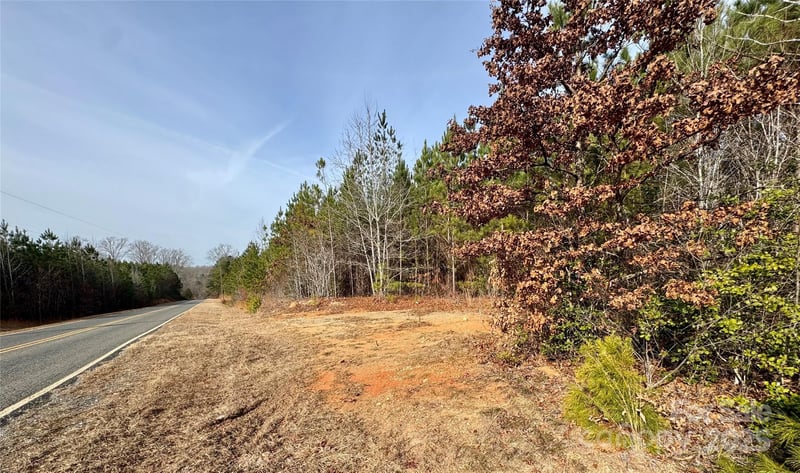 000 Calvary Church Rd, Mount Gilead, NC 27306