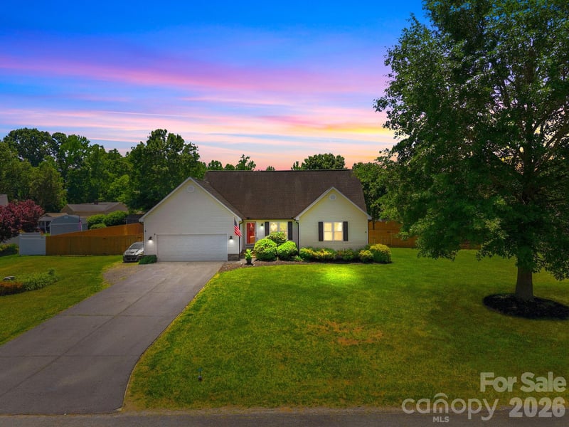 245 Castle Keep Rd, Salisbury, NC 28146