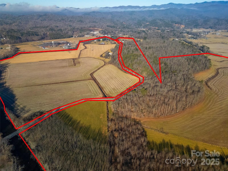 000 Lyons Mountain Rd, Brevard, NC 28712