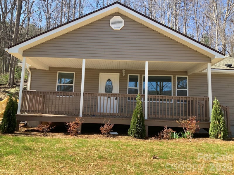 841 B Charlotte Hw, Fairview, NC 28730