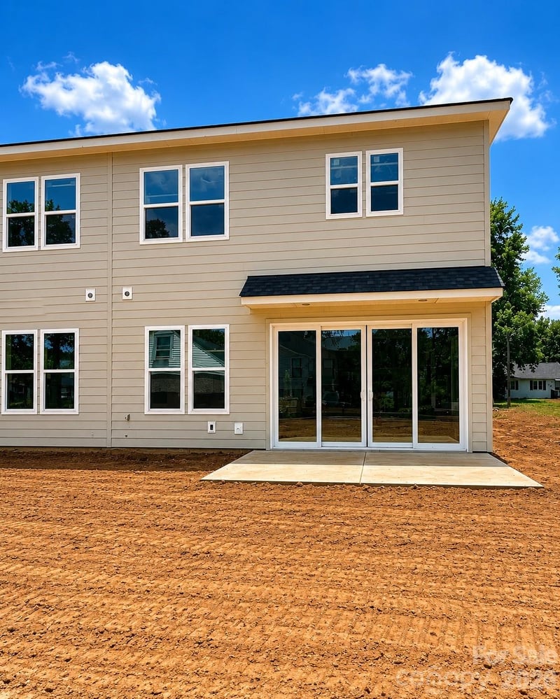 3926 Sarah Dr, Charlotte, NC 28217