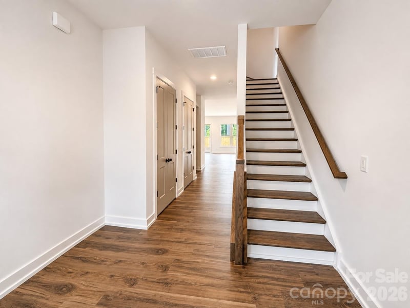 3926 Sarah Dr, Charlotte, NC 28217