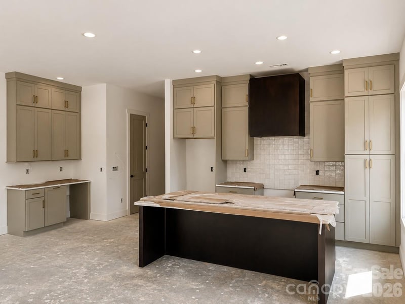 3926 Sarah Dr, Charlotte, NC 28217